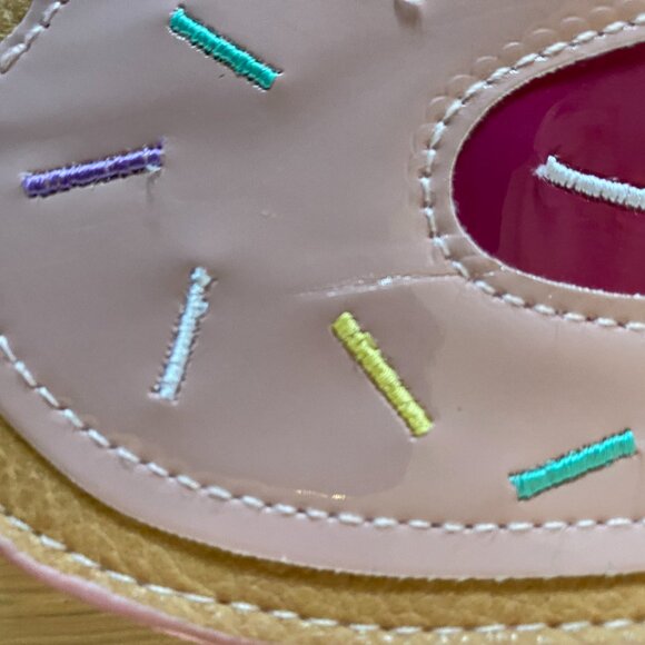 Winky Lux Donut Shaped Makeup Bag - Picture 2 of 6